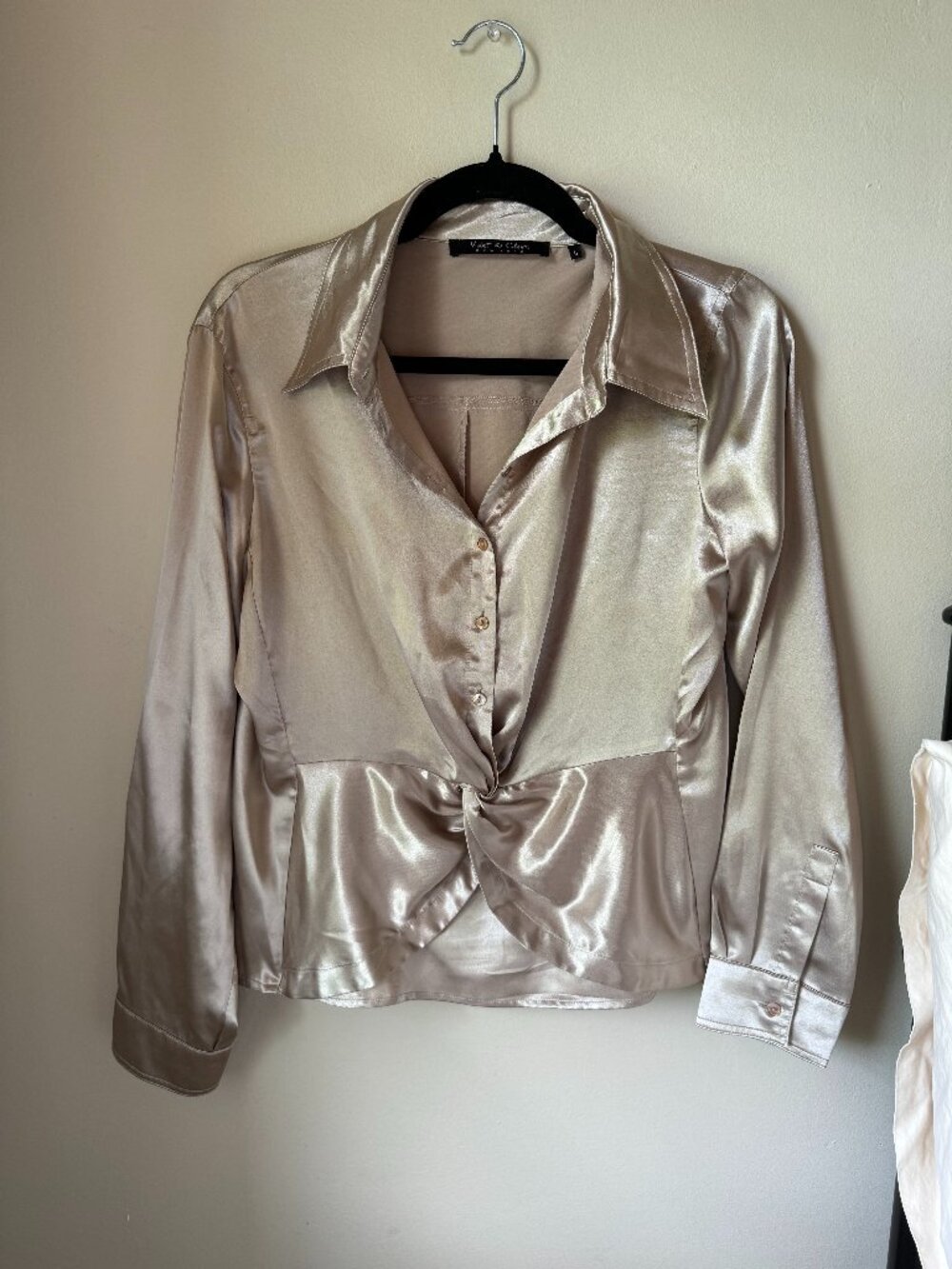 Violet & Claire Gold Long Sleeve Button Up Peplum Button Down Blouse